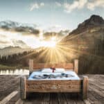 Zirbenbett aus Altholz